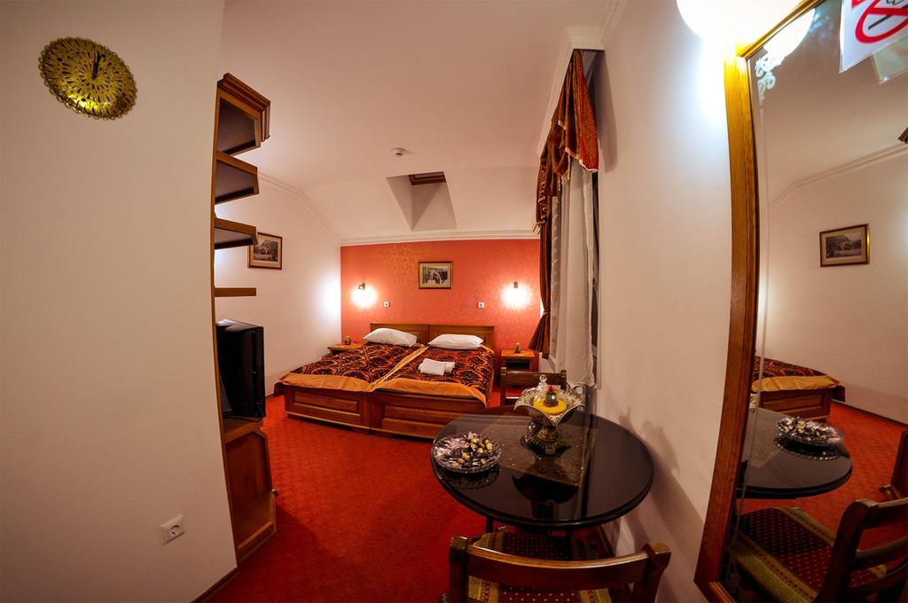 Hotel Latinski Most Sarajevo Eksteriør billede