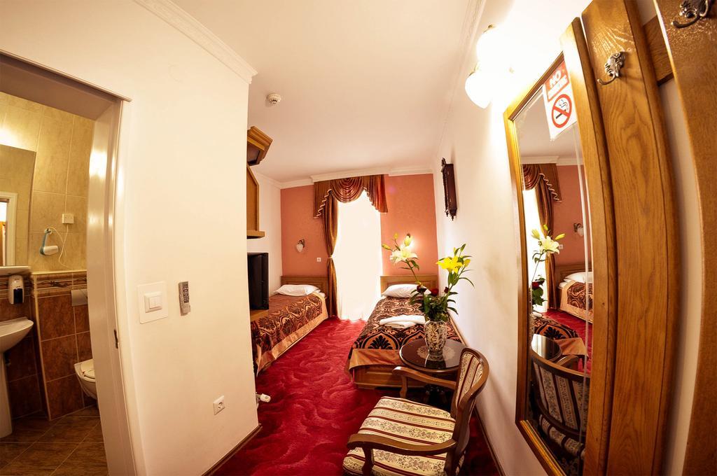 Hotel Latinski Most Sarajevo Eksteriør billede