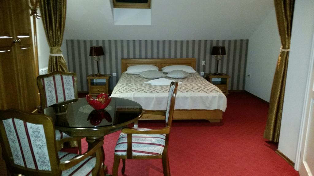Hotel Latinski Most Sarajevo Eksteriør billede