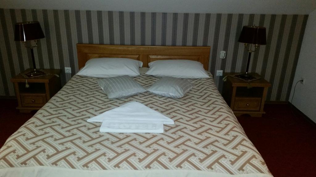 Hotel Latinski Most Sarajevo Eksteriør billede