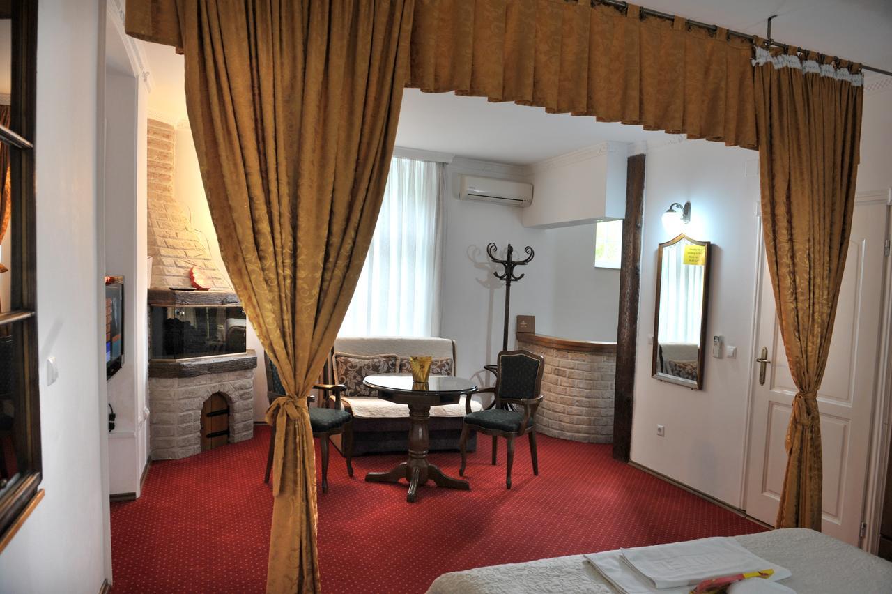 Hotel Latinski Most Sarajevo Eksteriør billede