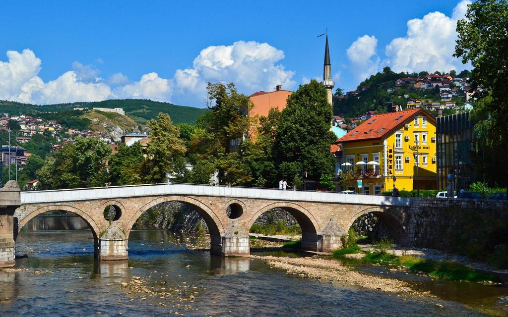 Hotel Latinski Most Sarajevo Eksteriør billede